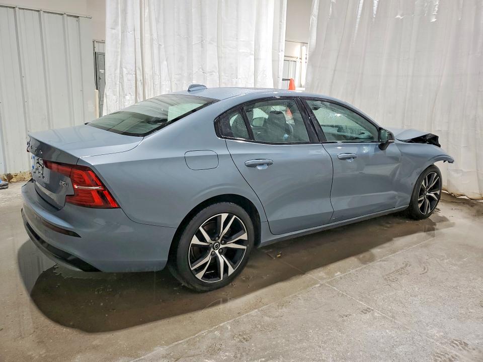 Photo 3 from auction – 2024 VOLVO S60 with VIN 7JRL12TK2RG314810