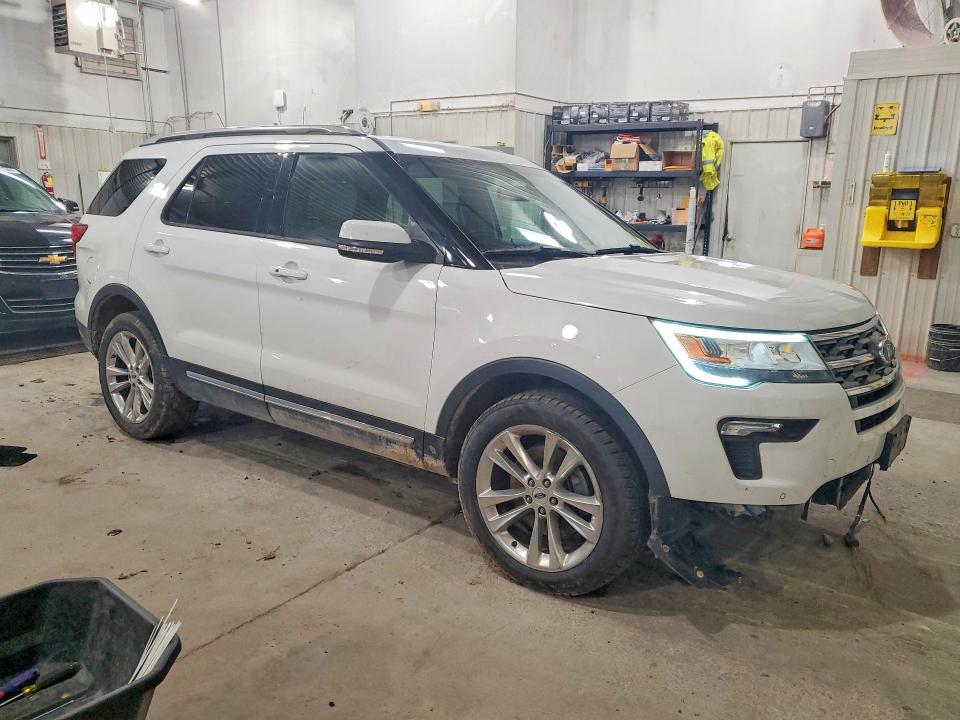 Photo 4 from auction – 2018 FORD EXPLORER with VIN 1FM5K8D83JGB08468