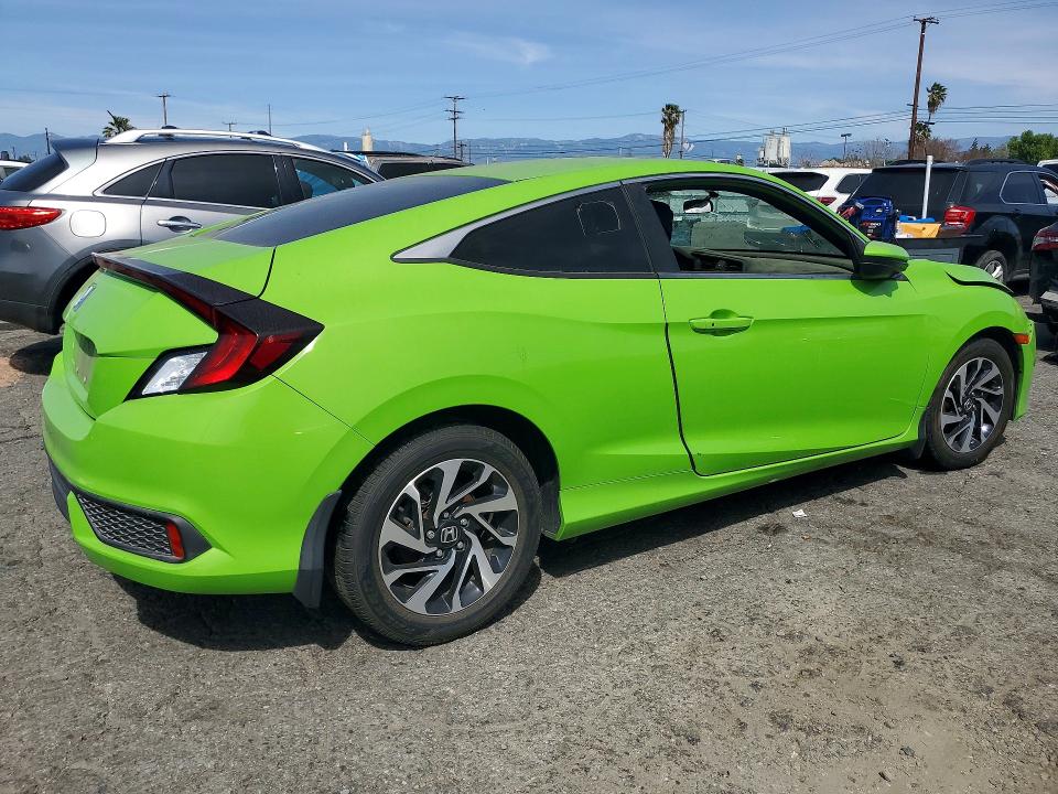 Photo 3 from auction – 2016 HONDA CIVIC with VIN 2HGFC4B03GH300712