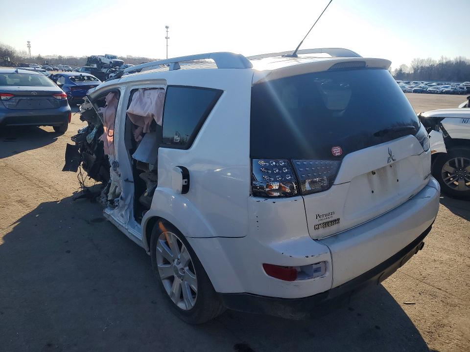 Photo 2 from auction – 2008 MITSUBISHI OUTLANDER with VIN JA4MT41X68Z004258
