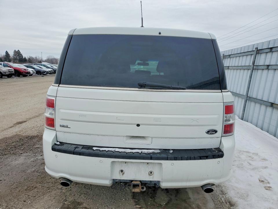 Photo 6 from auction – 2016 FORD FLEX with VIN 2FMGK5C85GBA12897