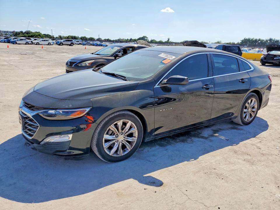 CHEVROLET MALIBU 2019 with VIN 1G1ZD5ST3KF108864 - Photo from auction