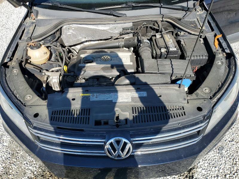 Photo 12 from auction – 2018 VOLKSWAGEN TIGUAN LIMITED with VIN WVGAV7AX9JK000476
