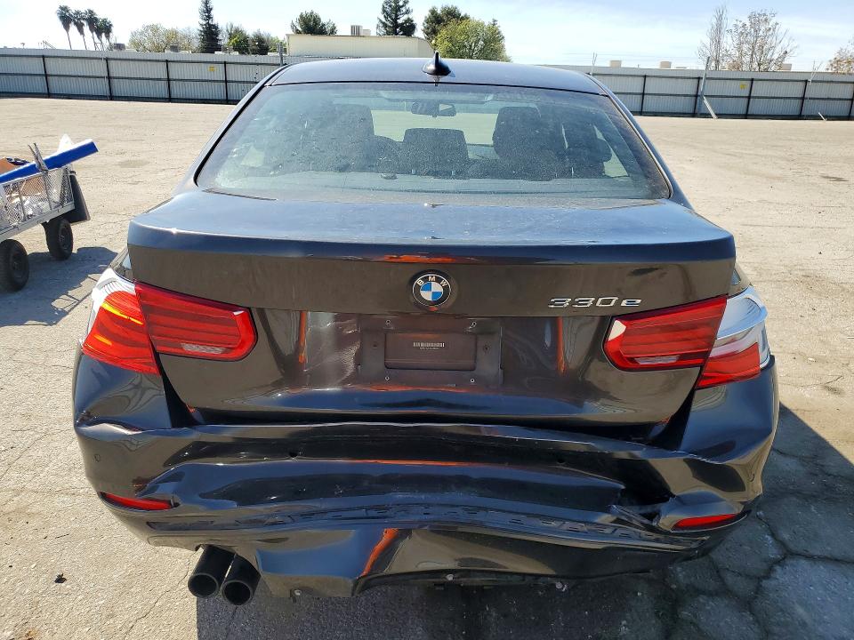 Photo 6 from auction – 2017 BMW 330E with VIN WBA8E1C31HA156678