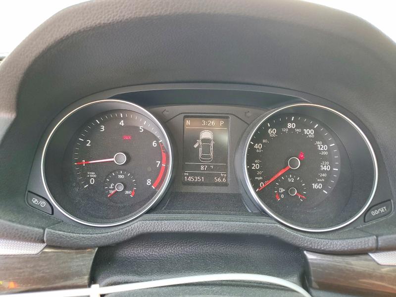 Photo 9 from auction – 2017 VOLKSWAGEN PASSAT with VIN 1VWBT7A37HC060706