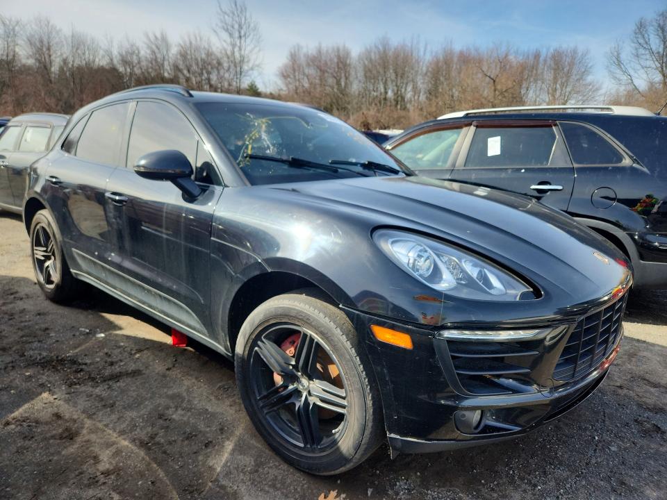 Photo 4 from auction – 2015 PORSCHE MACAN with VIN WP1AB2A54FLB62076