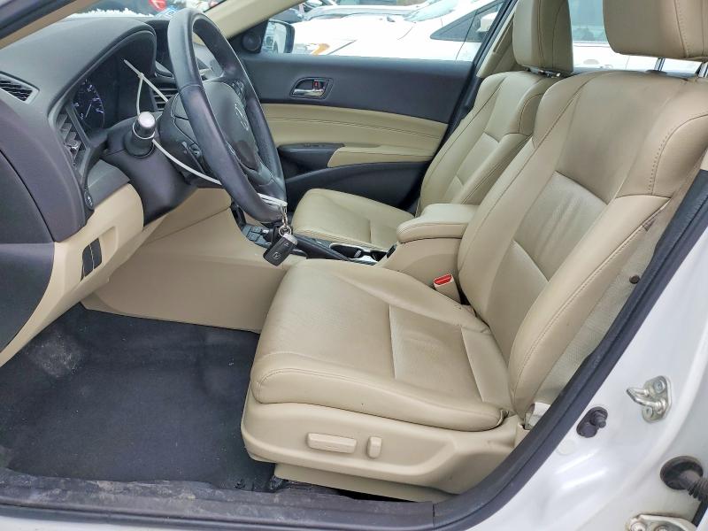Photo 7 from auction – 2016 ACURA ILX with VIN 19UDE2F76GA000996