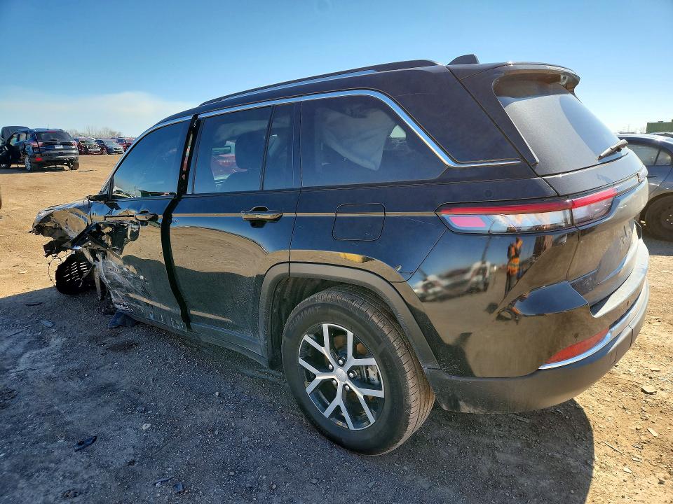 Photo 2 from auction – 2023 JEEP GRAND CHEROKEE with VIN 1C4RJGBG9PC537305