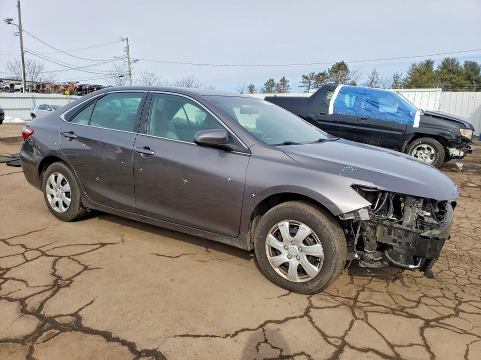 Photo 4 from auction – 2016 TOYOTA CAMRY with VIN 4T4BF1FK2GR563979