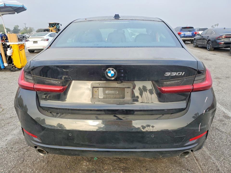 Photo 6 from auction – 2024 BMW 330I with VIN 3MW69FF02R8E12575
