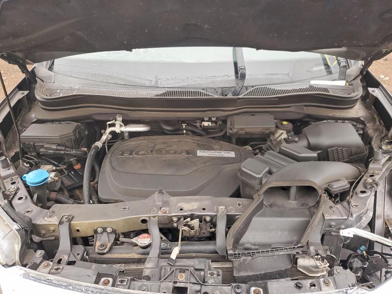 Фото 12 с аукциона – 2016 HONDA PILOT с VIN 5FNYF6H58GB013529