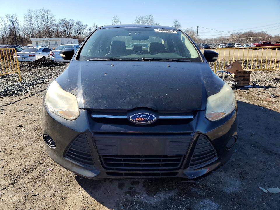 Photo 5 from auction – 2014 FORD FOCUS with VIN 1FADP3F21EL280031