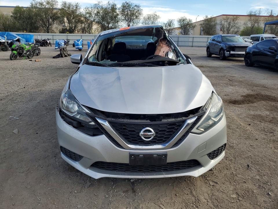 Photo 5 from auction – 2017 NISSAN SENTRA with VIN 3N1AB7AP1HY287534