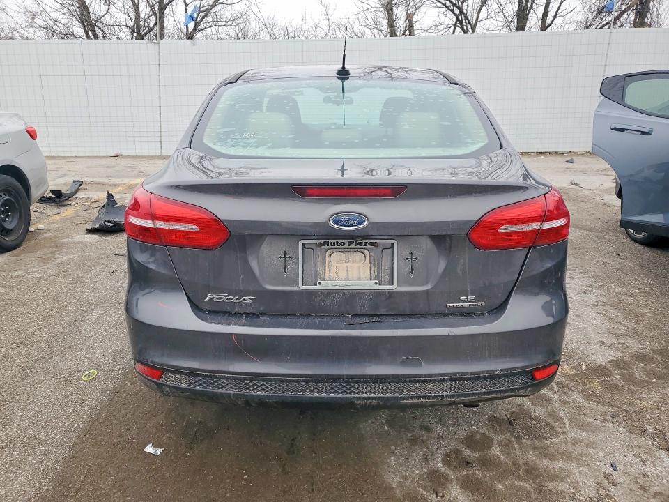 Photo 6 from auction – 2015 FORD FOCUS with VIN 1FADP3F25FL363690