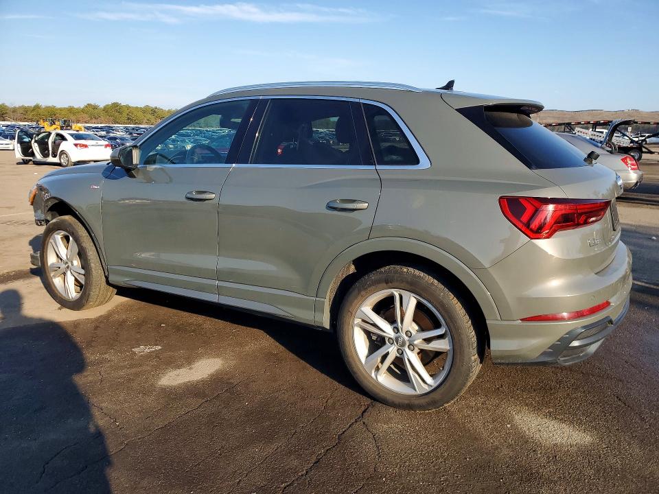 Photo 2 from auction – 2020 AUDI Q3 with VIN WA1DECF38L1095440