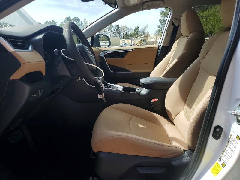 Photo 7 from auction – 2019 TOYOTA RAV4 with VIN 2T3H1RFV5KW052682
