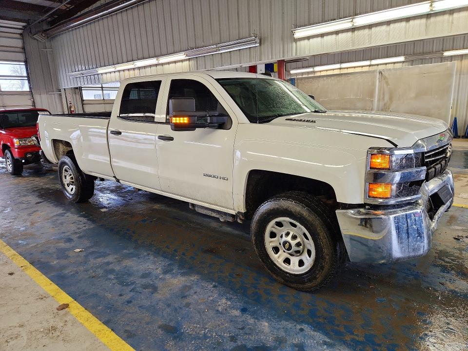 Photo 4 from auction – 2016 CHEVROLET SILVERADO with VIN 1GC1KUE80GF106198