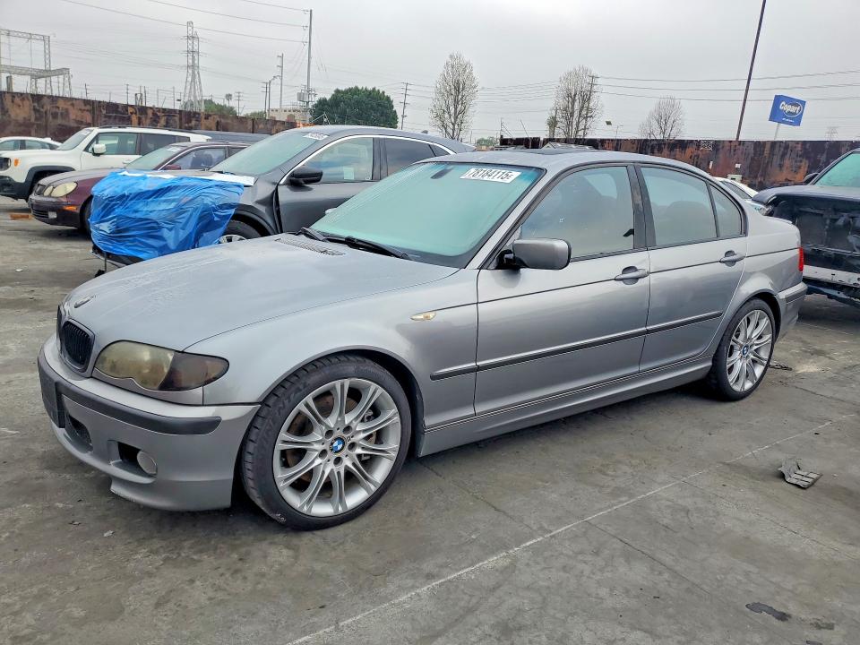 BMW 330 2005 with VIN WBAEV53435KM42136 - Photo from auction