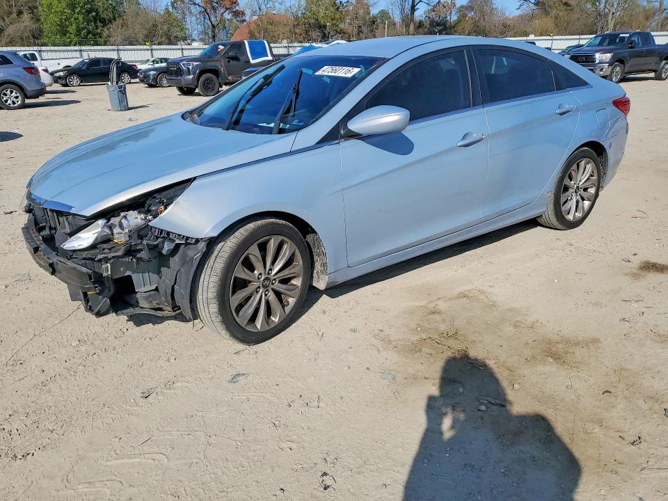 HYUNDAI SONATA 2011 with VIN 5NPEB4AC8BH086504 - Photo from auction
