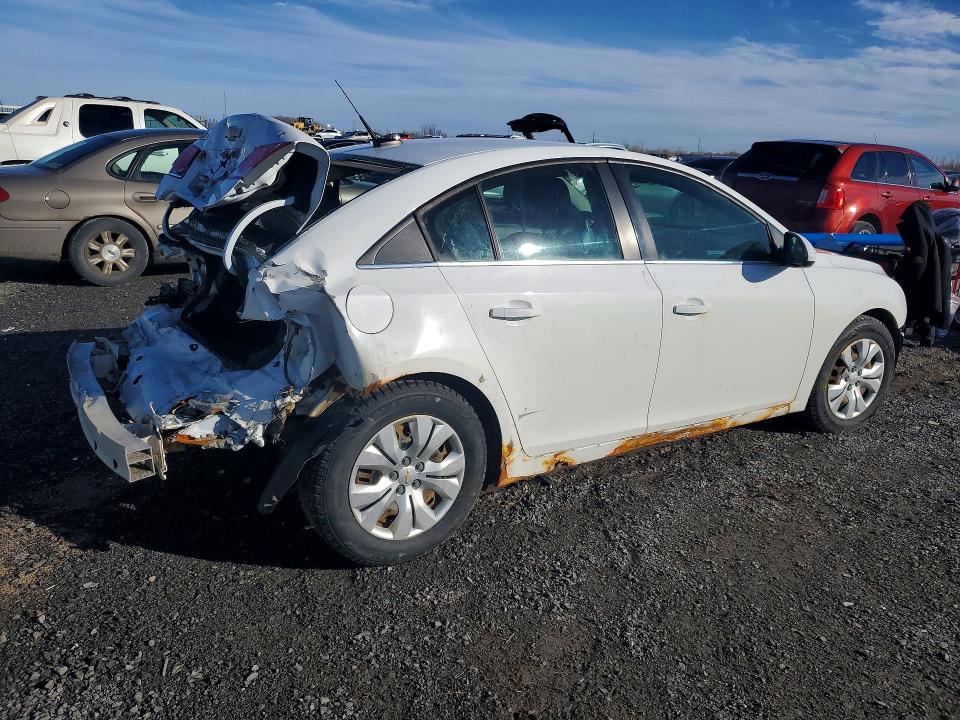 Photo 3 from auction – 2012 CHEVROLET CRUZE with VIN 1G1PF5SC3C7394678