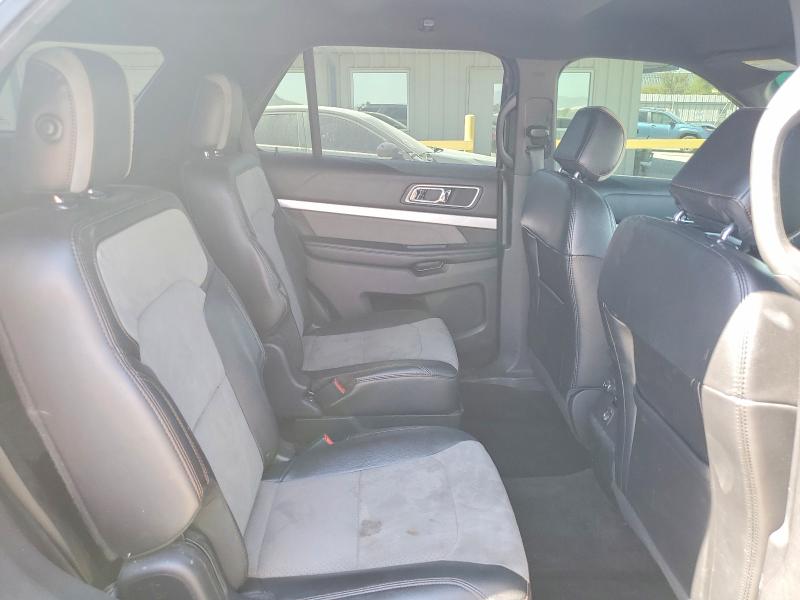 صورة رقم 11 من المزاد - 2017 FORD EXPLORER مع VIN 1FM5K7D81HGB31221