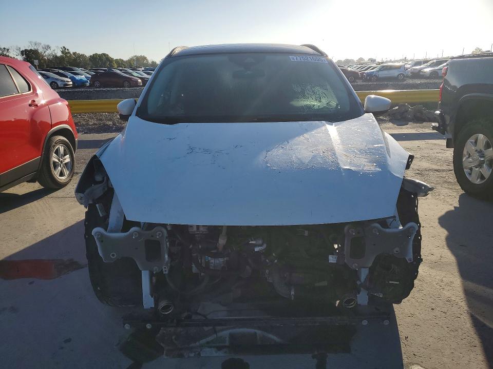 Photo 5 from auction – 2022 FORD ESCAPE with VIN 1FMCU0H68NUA07347