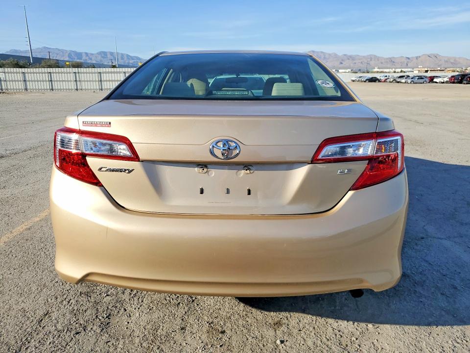 Снимка 6 от търг – 2012 TOYOTA CAMRY с VIN 4T1BF1FK7CU042356