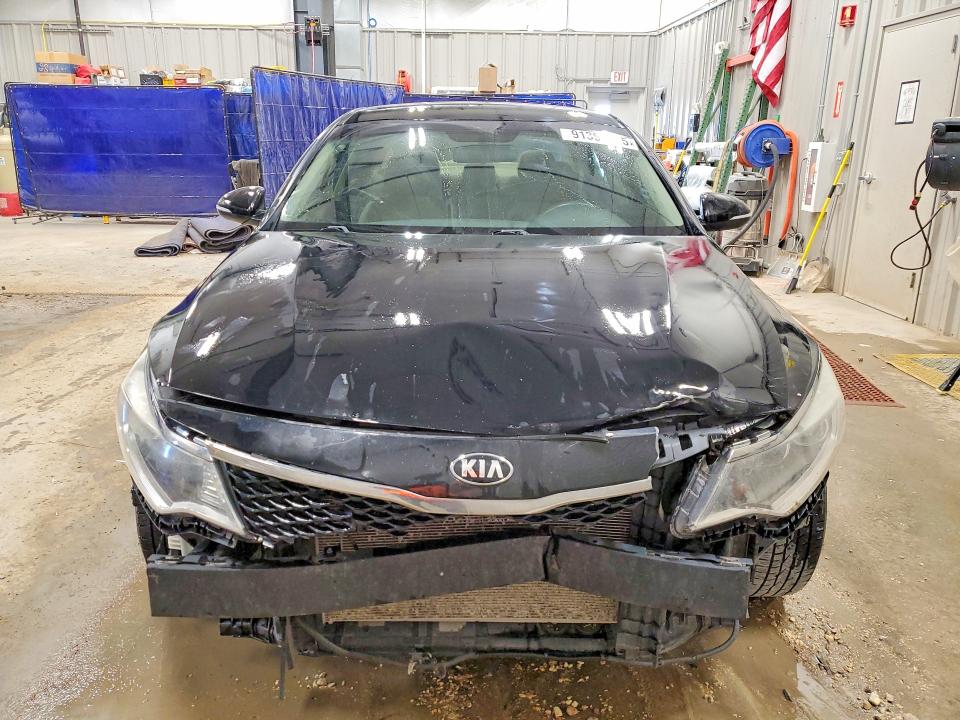 Photo 5 from auction – 2016 KIA OPTIMA with VIN 5XXGT4L37GG094177