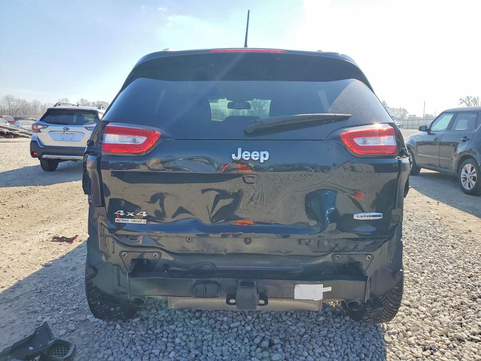 Фото 6 с аукциона – 2016 JEEP CHEROKEE с VIN 1C4PJMCS2GW199317