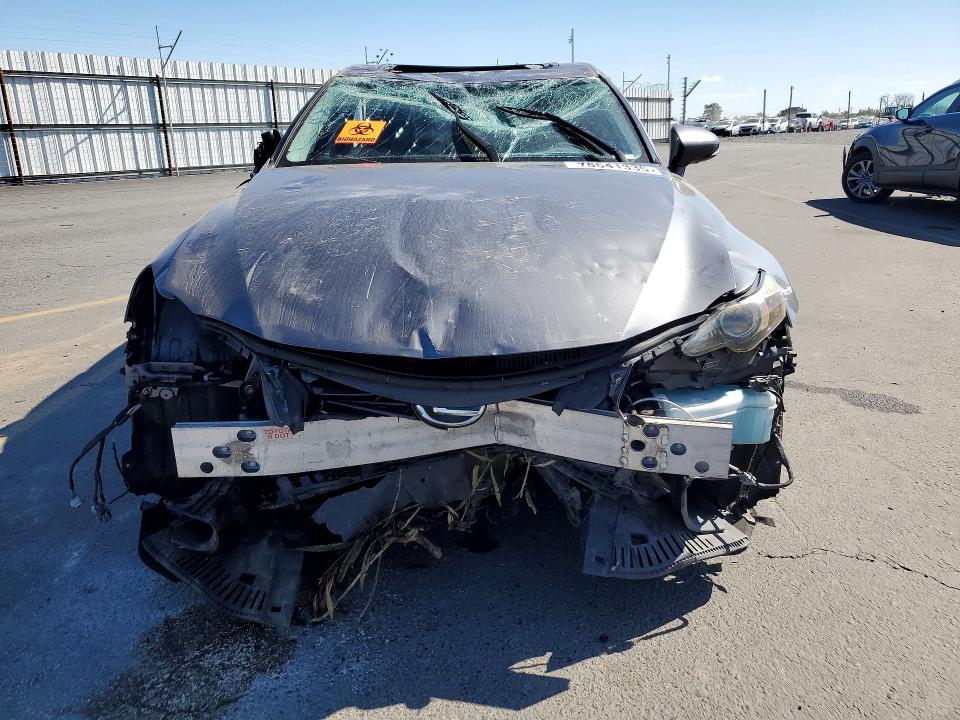 Photo 5 from auction – 2014 LEXUS IS with VIN JTHBF1D28E5031711