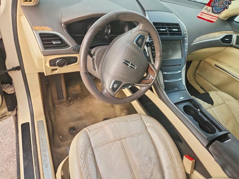 Photo 8 from auction – 2014 LINCOLN MKZ with VIN 3LN6L2LU8ER814248