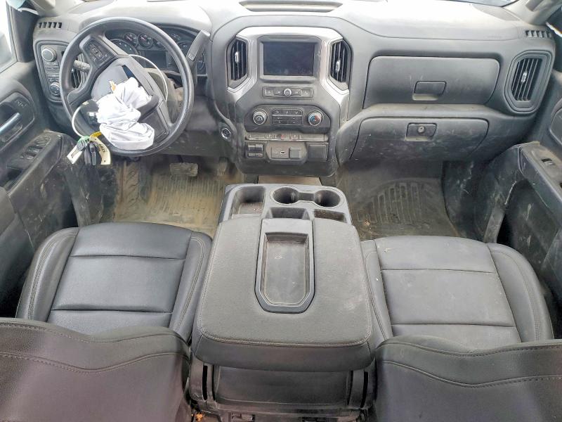Photo 8 from auction – 2024 CHEVROLET SILVERADO with VIN 1GB5YSE74RF325328