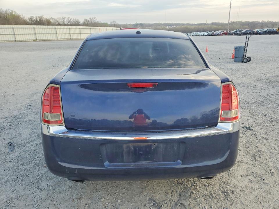 Photo 6 from auction – 2013 CHRYSLER 300 with VIN 2C3CCAAG4DH732465