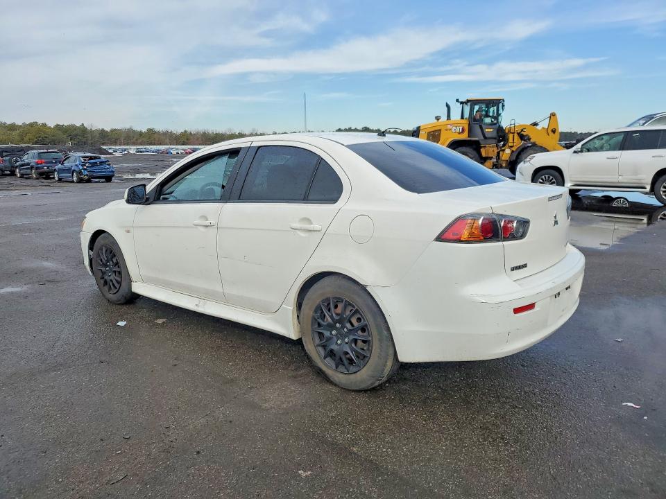 Photo 2 from auction – 2013 MITSUBISHI LANCER with VIN JA32U2FUXDU019705