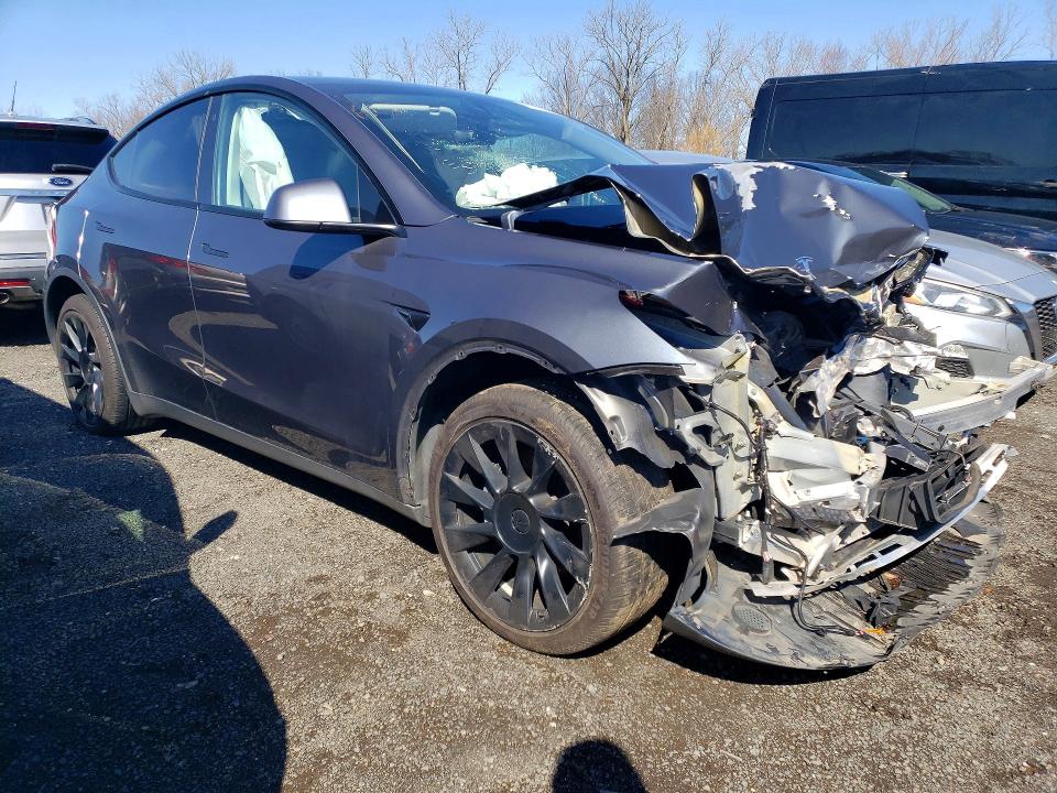 Photo 4 from auction – 2020 TESLA MODEL Y with VIN 5YJYGDEE5LF029428