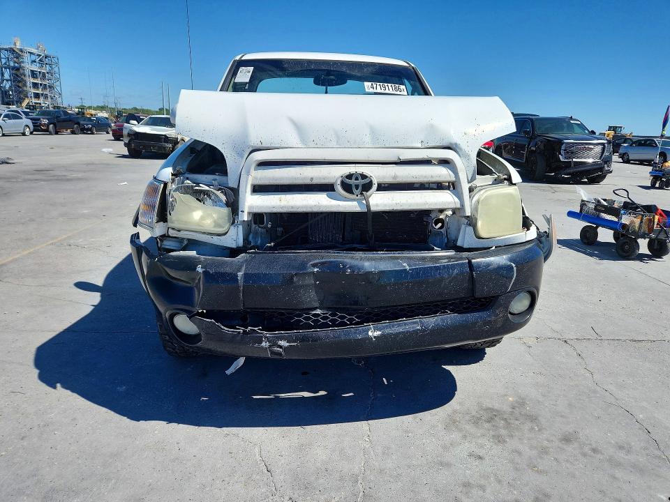Снимка 5 от търг – 2006 TOYOTA TUNDRA с VIN 5TBET38146S536489