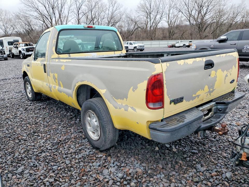 Photo 2 from auction – 2004 FORD F250 with VIN 3FTNF20L74MA06035