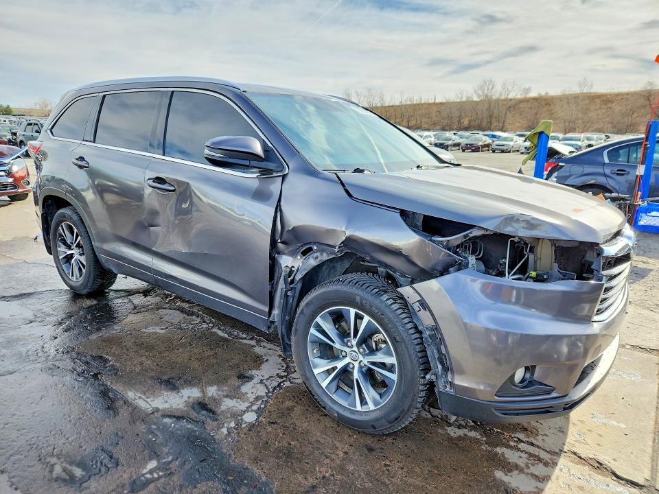 صورة رقم 4 من المزاد - 2016 TOYOTA HIGHLANDER مع VIN 5TDJKRFH0GS250491