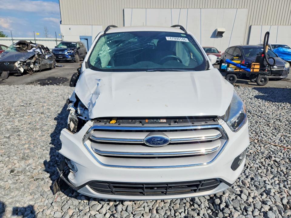 Photo 5 from auction – 2018 FORD ESCAPE with VIN 1FMCU0GD5JUD47467
