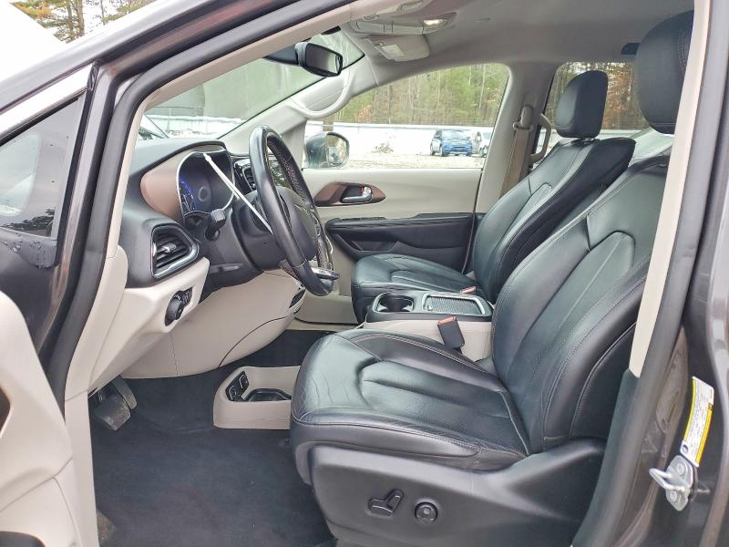 Photo 7 from auction – 2019 CHRYSLER PACIFICA with VIN 2C4RC1EG0KR576383