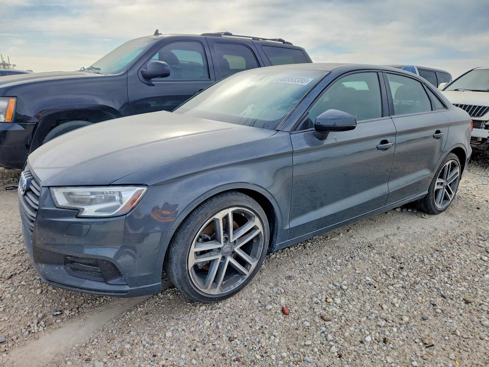 AUDI A3 2019 with VIN WAUAUGFF1KA095627 - Photo from auction