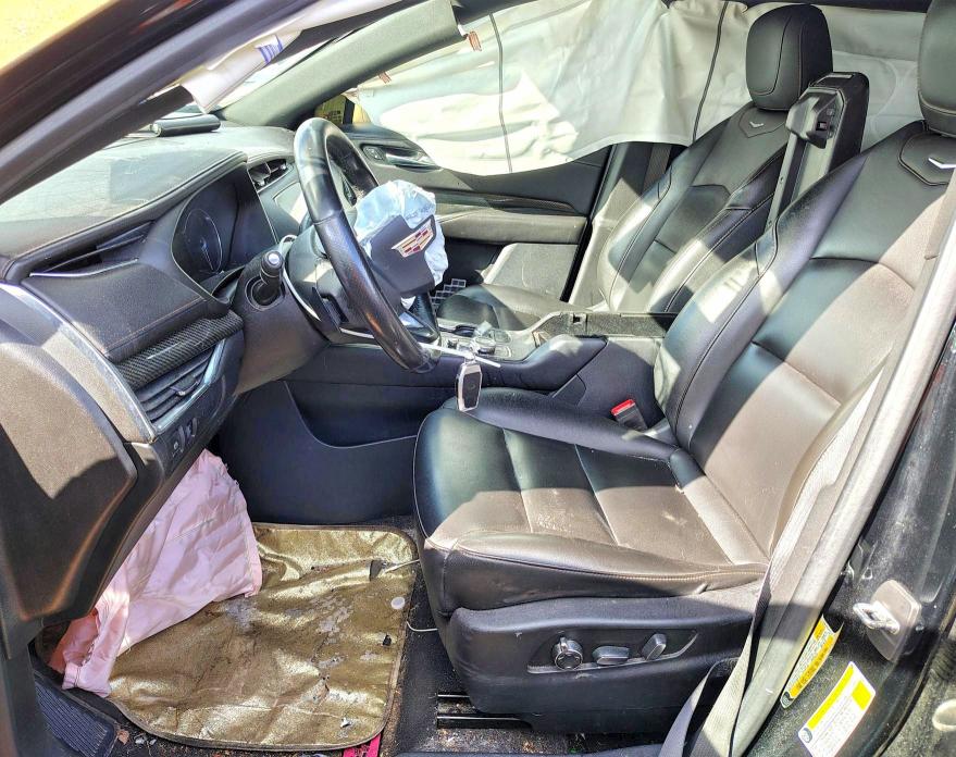 Photo 7 from auction – 2019 CADILLAC XT4 with VIN 1GYFZER48KF120321