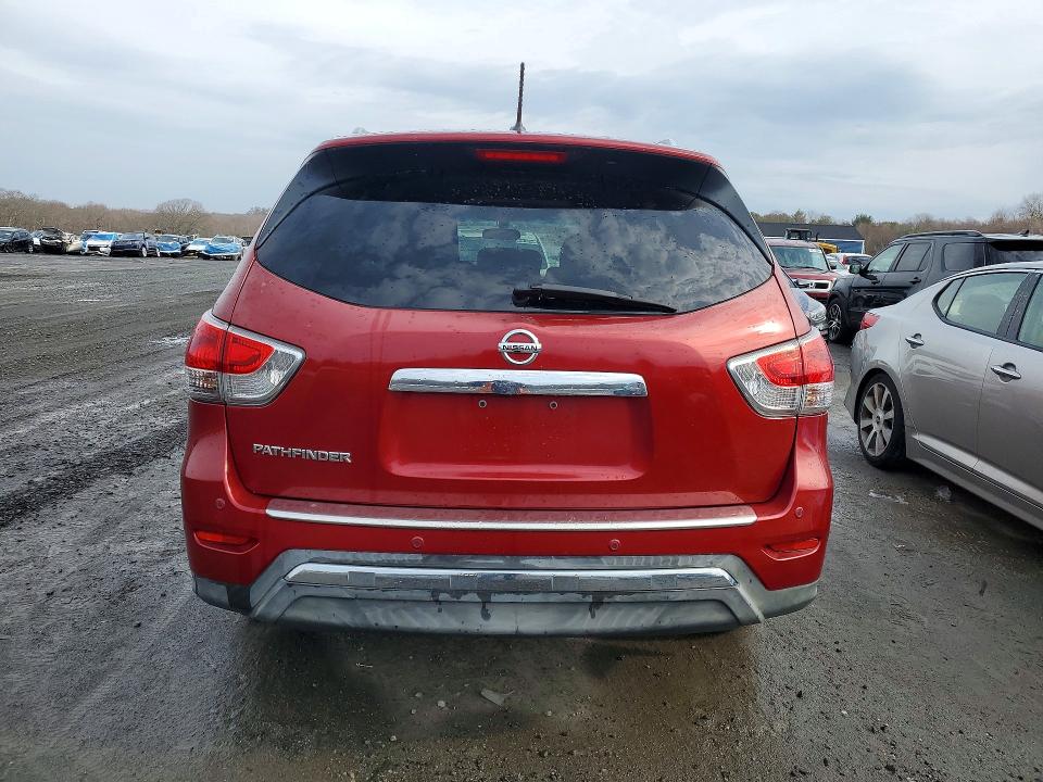 Photo 6 from auction – 2014 NISSAN PATHFINDER with VIN 5N1AR2MMXEC713539