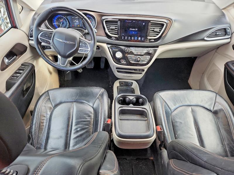 Photo 8 from auction – 2017 CHRYSLER PACIFICA with VIN 2C4RC1BG3HR635603