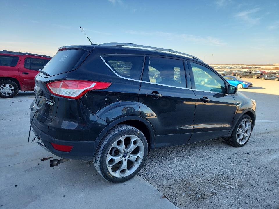 Photo 3 from auction – 2013 FORD ESCAPE with VIN 1FMCU0J99DUA09269