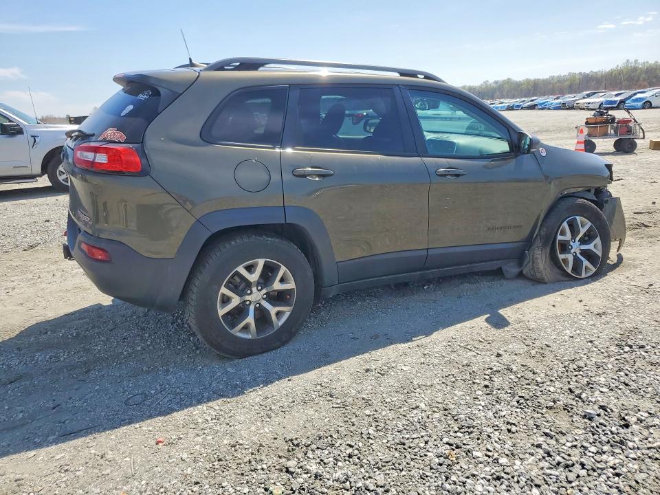 Photo 3 from auction – 2016 JEEP CHEROKEE with VIN 1C4PJMBS2GW124313
