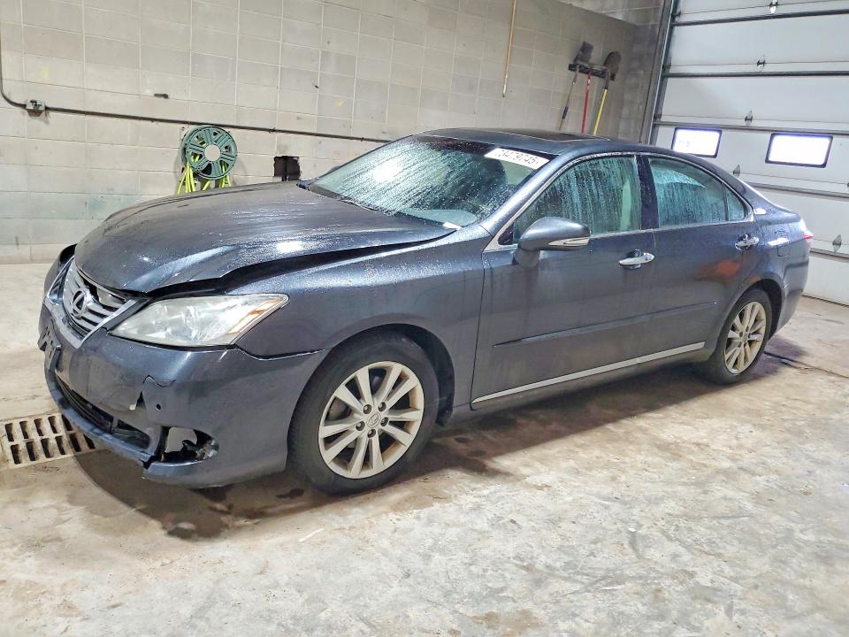 LEXUS ES 2011 with VIN JTHBK1EG7B2430385 - Photo from auction