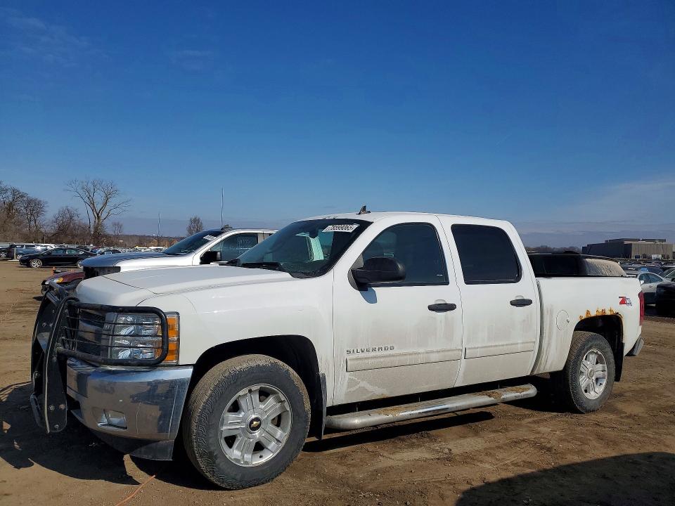 CHEVROLET SILVERADO 2013 with VIN 3GCPKSE79DG159045 - Photo from auction