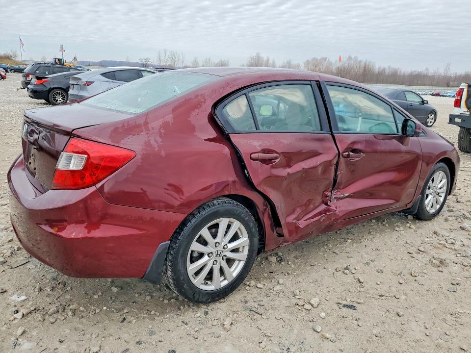 Photo 3 from auction – 2012 HONDA CIVIC with VIN 19XFB2F96CE030590