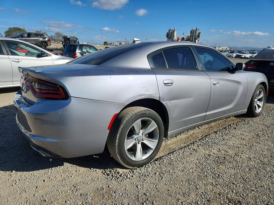 Photo 3 from auction – 2018 DODGE CHARGER with VIN 2C3CDXHG5JH125427